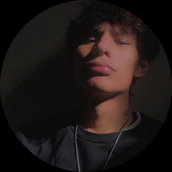 louie_ahm